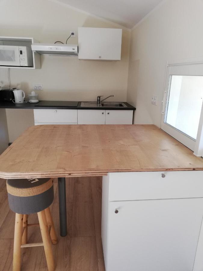 Studio En Campagne Dans Une Ferme Bio Apartment Nyons Bagian luar foto